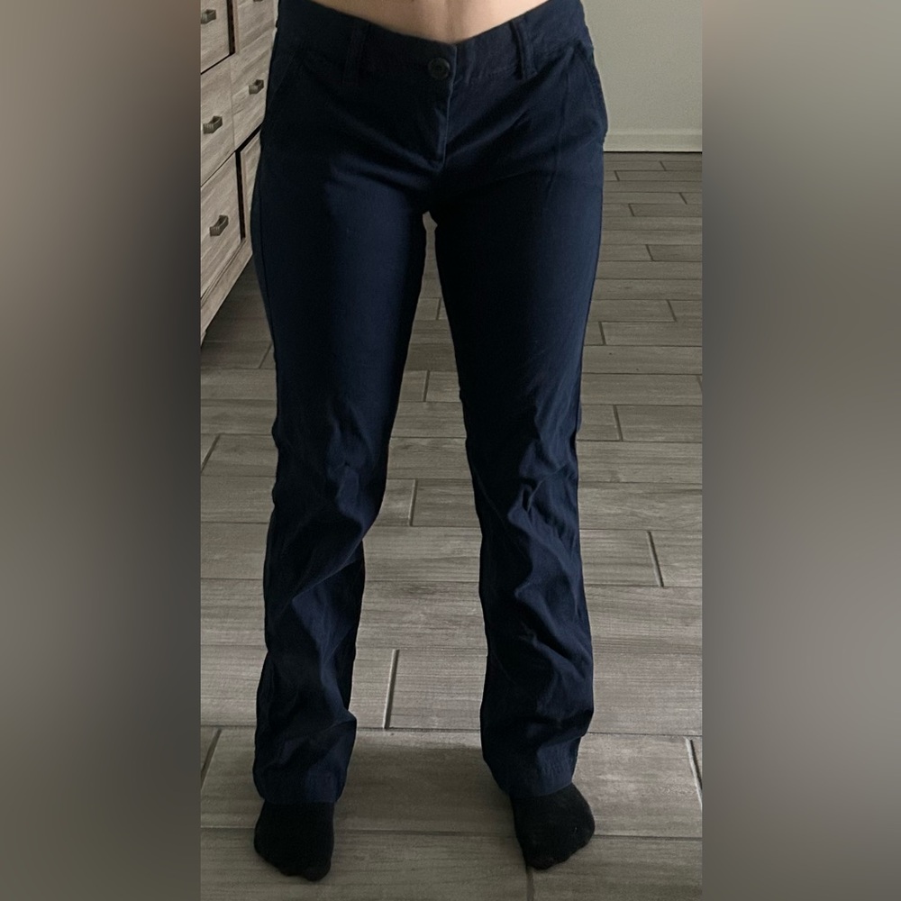 Aeropostale Navy Blue Curvy Fit Twill Pants size 00 Short